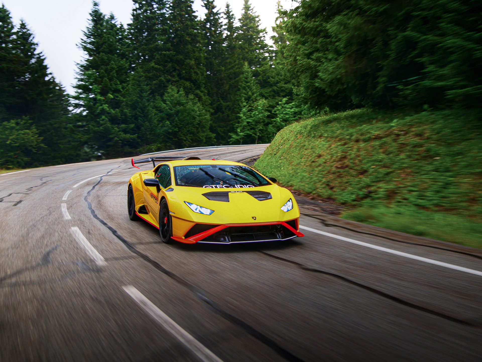 Lamborghini Huracán STO